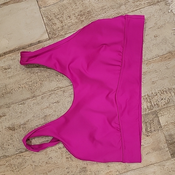 Fabletics Sports Bra - Picture 10 of 13